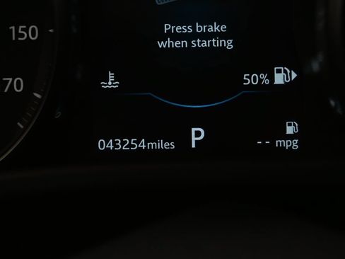 Used 2019 Jaguar XE Premium AWD/4WD image 26