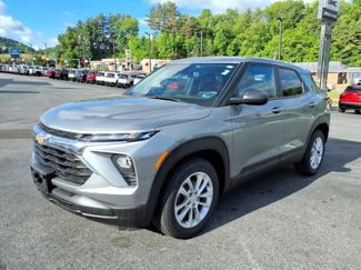 Used 2024 Chevrolet TrailBlazer LS w/ LS Convenience Package FWD video 2