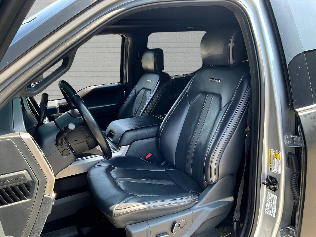 Used 2022 Ford F450 Platinum w/ FX4 Off-Road Package AWD/4WD image 18