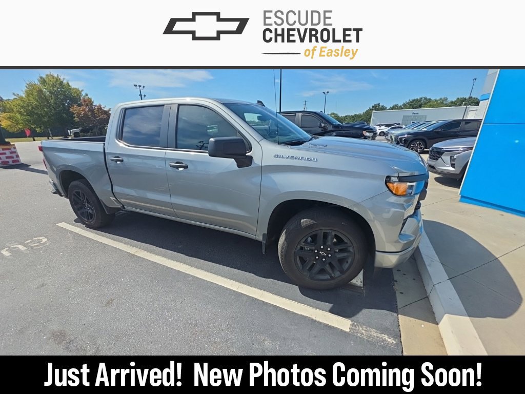 Used 2025 Chevrolet Silverado 1500 Custom RWD image 1