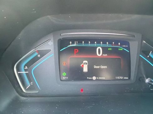 Used 2018 Honda Odyssey Touring image 3