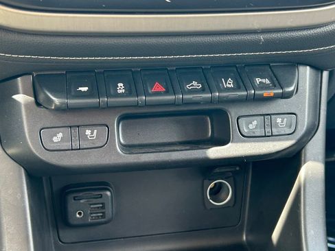 Used 2019 GMC Canyon Denali image 29