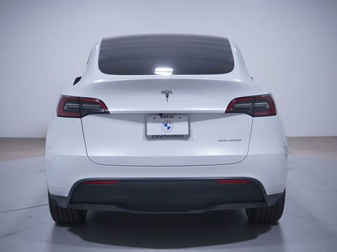 Used 2023 Tesla Model Y Long Range image 5