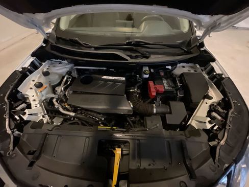 Used 2024 Nissan Rogue SV image 25