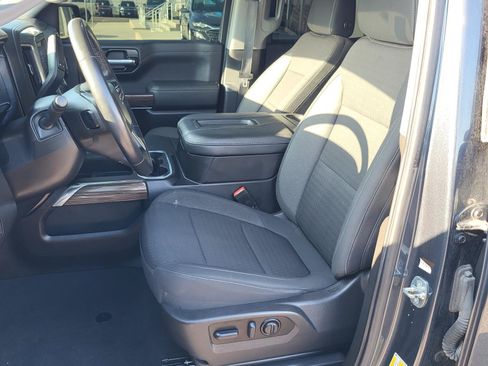 Used 2021 Chevrolet Silverado 1500 RST AWD/4WD image 16