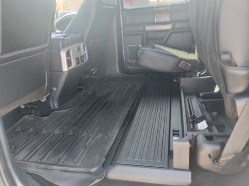 Certified 2022 Ford F350 Lariat w/ Chrome Package image 14