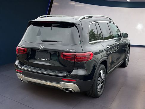 New 2025 Mercedes-Benz GLB 250 4MATIC image 3