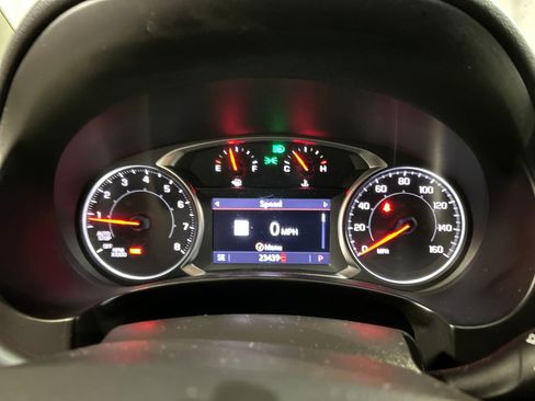 Used 2023 GMC Terrain SLE w/ Driver Convenience Package image 16