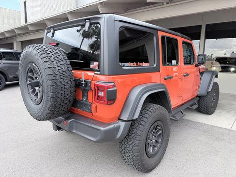 Used 2023 Jeep Wrangler Unlimited Rubicon w/ Xtreme 35 Tire Package AWD/4WD image 5