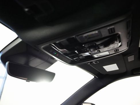 Used 2026 Cadillac Escalade ESV Sport w/ Touring Package image 39