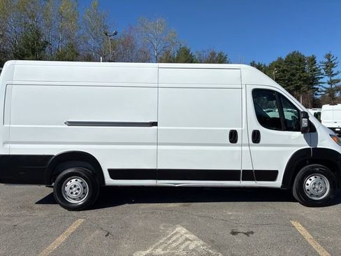 Used 2023 RAM ProMaster 3500 w/ Driver Convenience Group FWD image 11