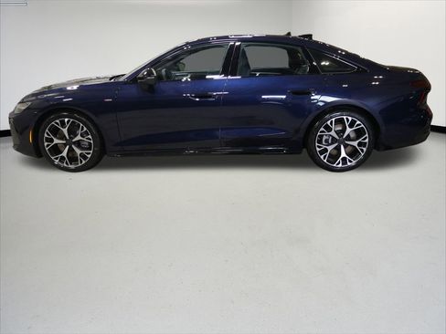 New 2026 Audi A6 Prestige image 2