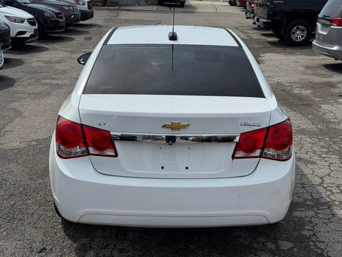 Used 2015 Chevrolet Cruze LT w/ Technology Package image 4