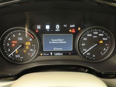 Used 2024 Cadillac XT5 Premium Luxury w/ Technology Package image 13