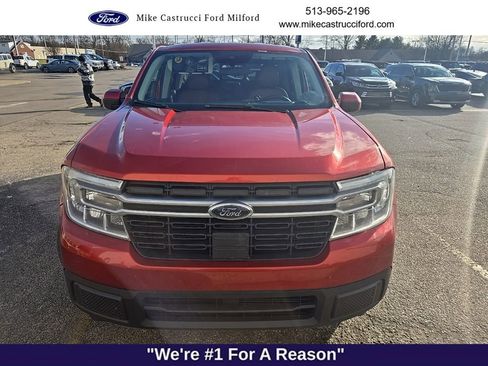 Used 2022 Ford Maverick Lariat w/ Lariat Luxury Package image 2