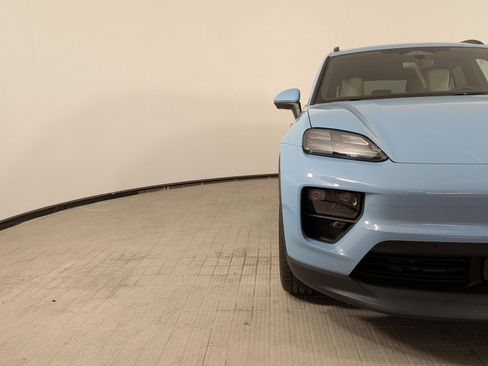 New 2026 Porsche Macan Electric RWD image 12