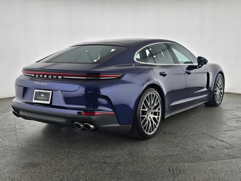 Used 2024 Porsche Panamera 4 image 7