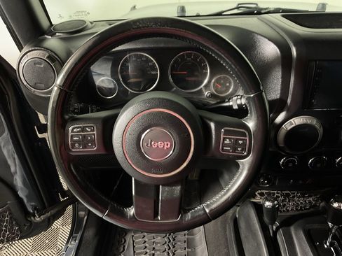 Used 2016 Jeep Wrangler Sport image 20