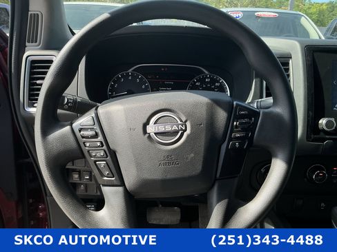 Used 2022 Nissan Frontier SV w/ Technology Package AWD/4WD image 18