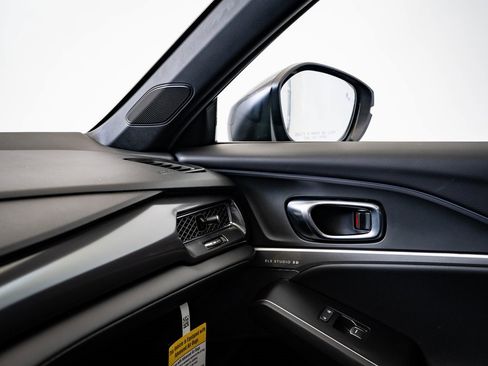 Certified 2025 Acura Integra A-Spec image 33