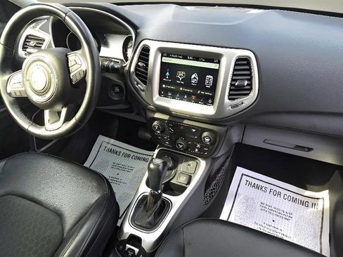 Used 2018 Jeep Compass Latitude w/ Popular Equipment Group AWD/4WD image 34