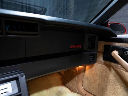 Used 1989 Chevrolet Camaro IROC-Z image 47