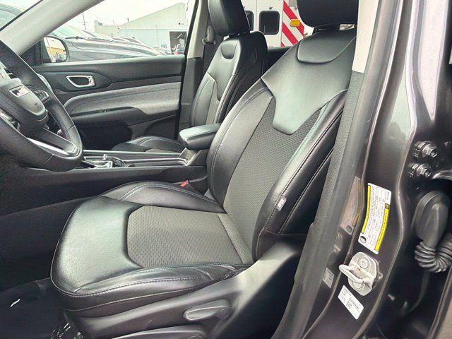 Used 2022 Jeep Compass Latitude AWD/4WD image 20