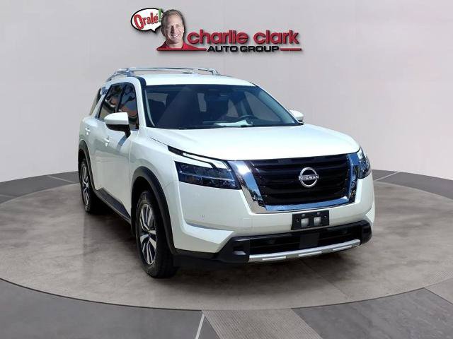 Certified 2024 Nissan Pathfinder SL FWD image 8