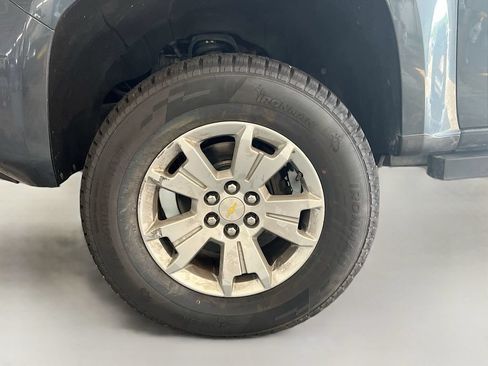 Used 2020 Chevrolet Colorado LT AWD/4WD image 27