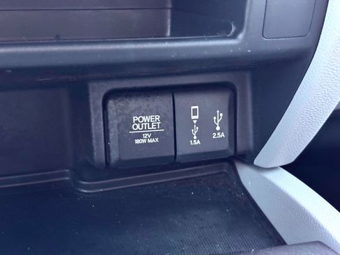 Used 2018 Honda Pilot EX image 27