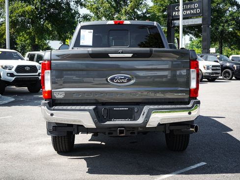 Used 2017 Ford F350 Lariat AWD/4WD image 9