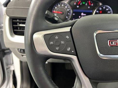 Used 2023 GMC Terrain SLT AWD/4WD image 16