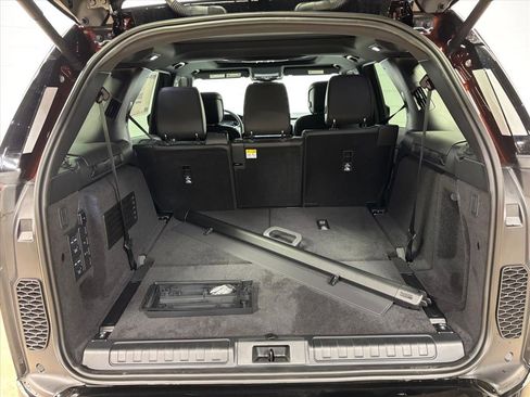 New 2026 Land Rover Discovery Limited Edition image 45