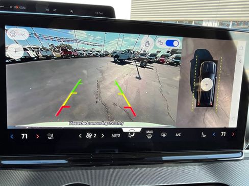 New 2025 Ford Expedition Active image 19