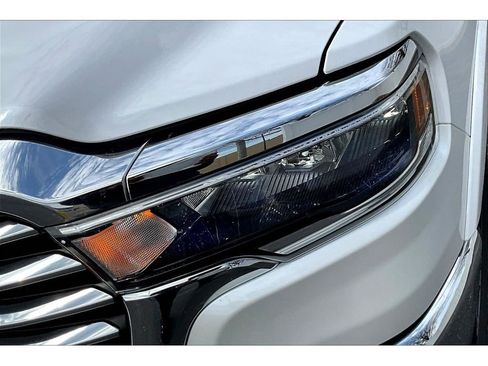 Used 2026 RAM 1500 Laramie image 32