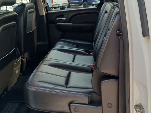 Used 2010 GMC Sierra 2500 SLT image 16