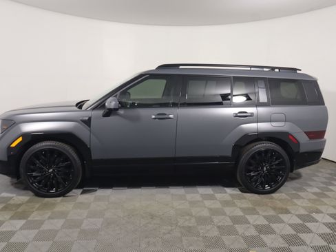 Used 2025 Hyundai Santa Fe Calligraphy image 2