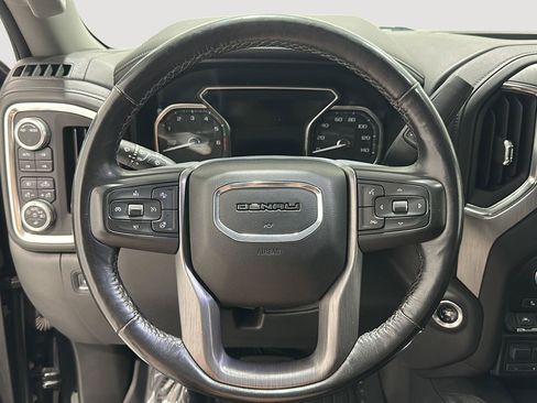 Used 2020 GMC Sierra 1500 Denali w/ Denali Ultimate Package AWD/4WD image 9
