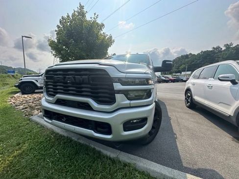 Used 2026 RAM 2500 Big Horn AWD/4WD image 6