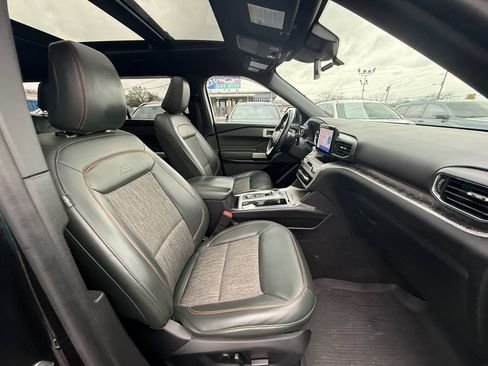 Used 2023 Ford Explorer Timberline w/ Timberline Technology Package image 24