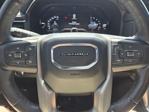 Used 2023 GMC Yukon XL Denali w/ Denali Reserve Package AWD/4WD image 31