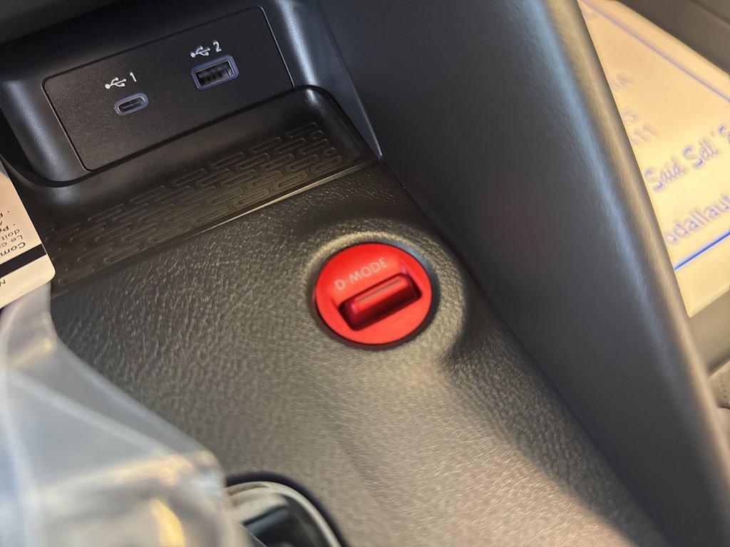 New 2026 Nissan Z NISMO w/ Floor Mat Package RWD image 22