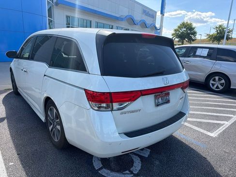 Used 2016 Honda Odyssey Touring image 3