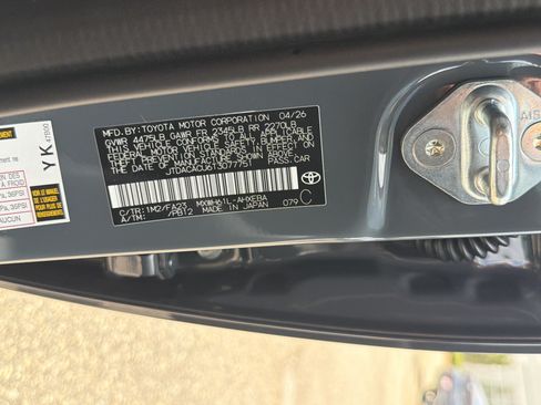 New 2026 Toyota Prius Plug-In Hybrid FWD image 30