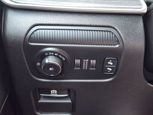 Used 2024 Jeep Wagoneer Series II image 24