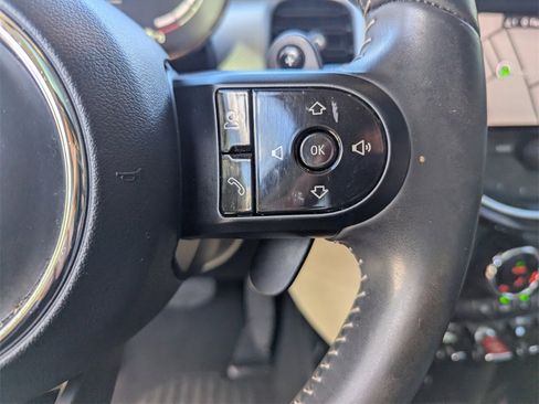 Used 2023 MINI Cooper S w/ Signature Upholstery Package image 32