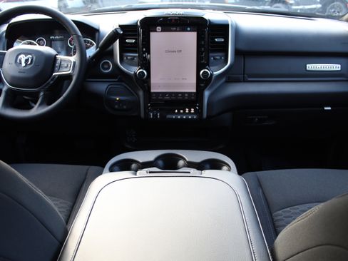 Used 2025 RAM 2500 Big Horn image 18