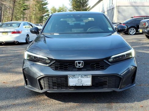 Used 2025 Honda Civic Sport image 2