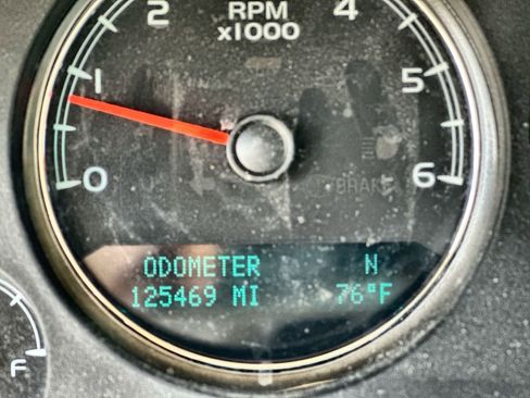 Used 2013 GMC Yukon XL SLT image 4