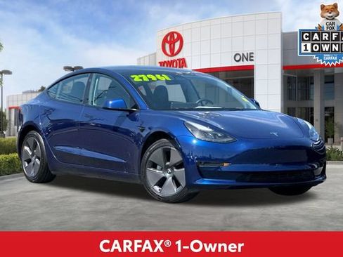 Used 2023 Tesla Model 3 Standard Range RWD image 2